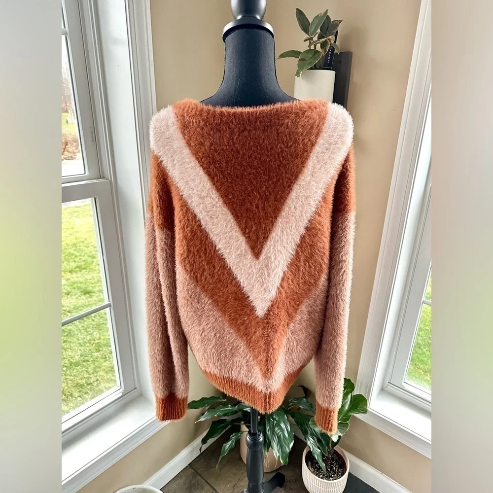 HOUSE OF HARLOW x REVOLVE | Oversized Deep V-Neck Sweater